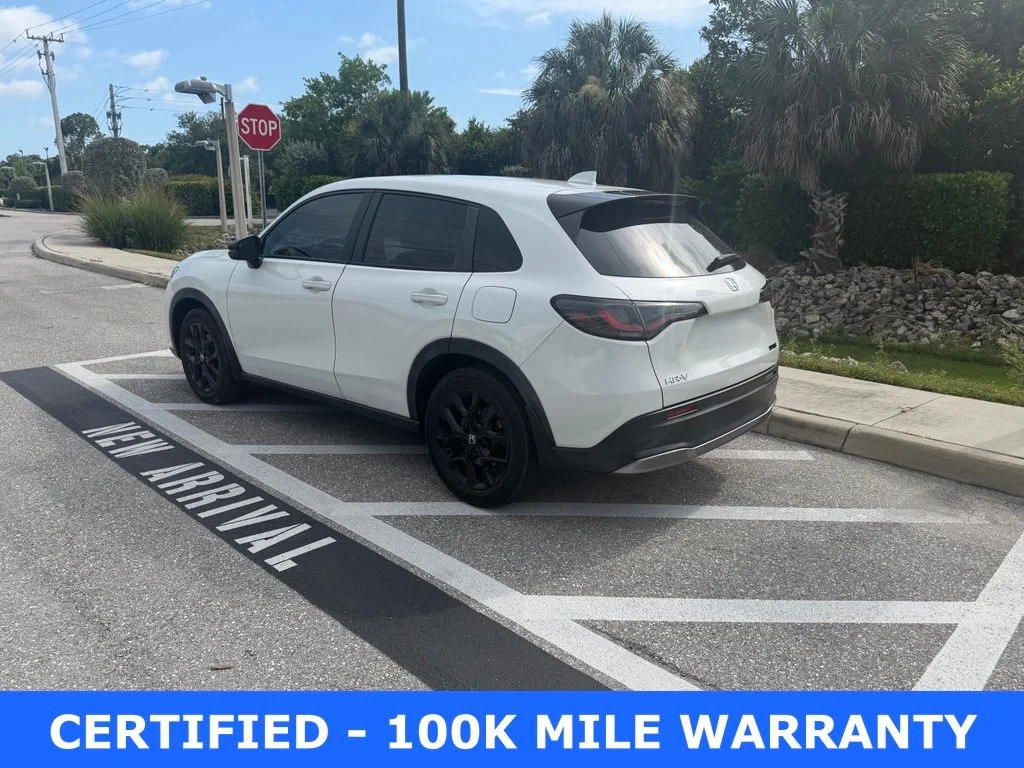 Certified Used 2023 Platinum White Pearl Honda Sport image 3