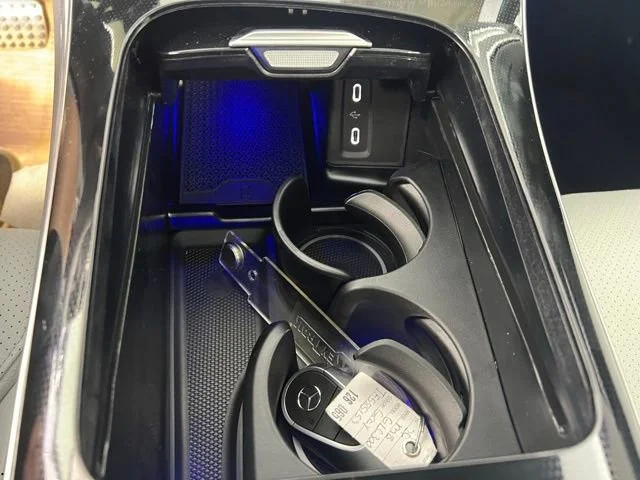 New 2026 Graphite Grey Metallic Mercedes-Benz GLC 300 image 76