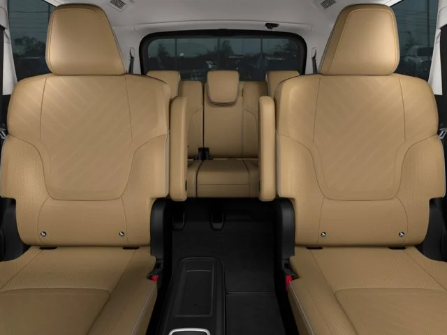 New 2027 RADIANT WHITE INFINITI Luxe 4WD image 8