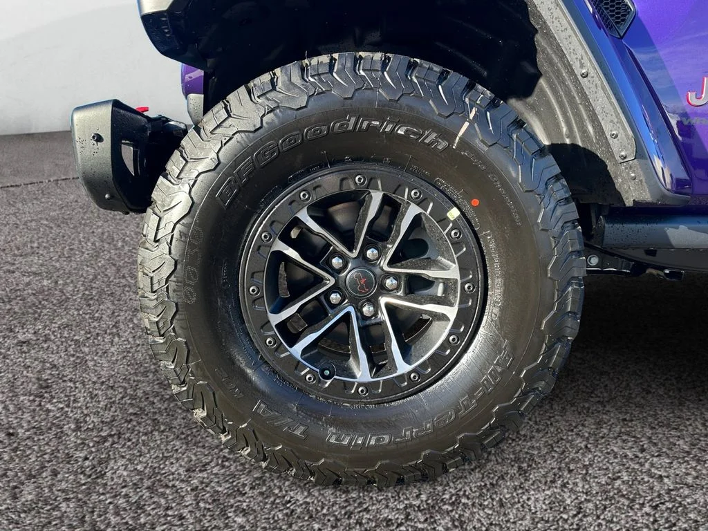 New 2026 Reign Jeep Rubicon X image 10