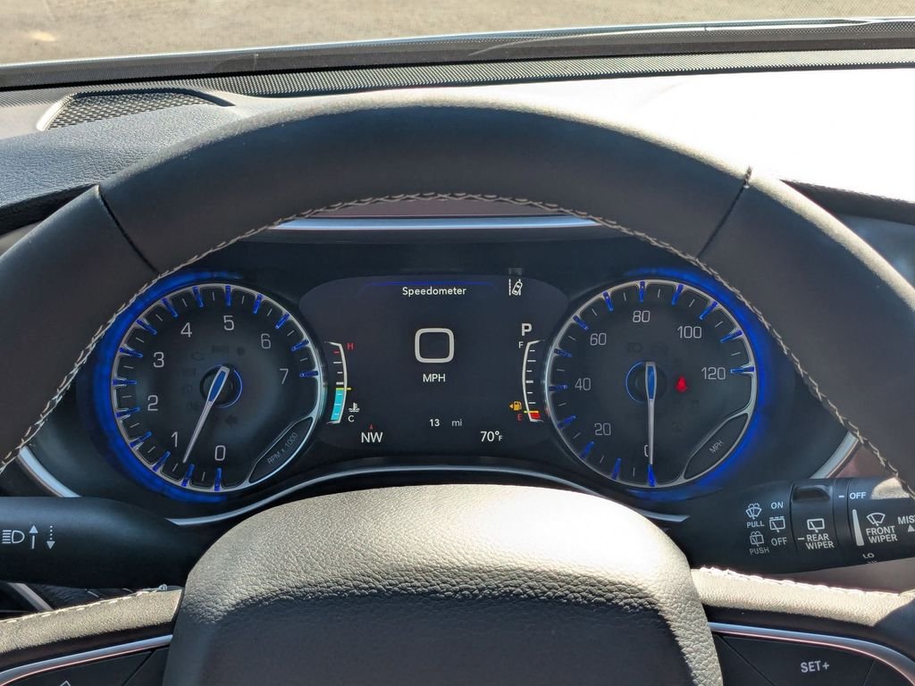 2026 Chrysler Pacifica Select - Photo 23