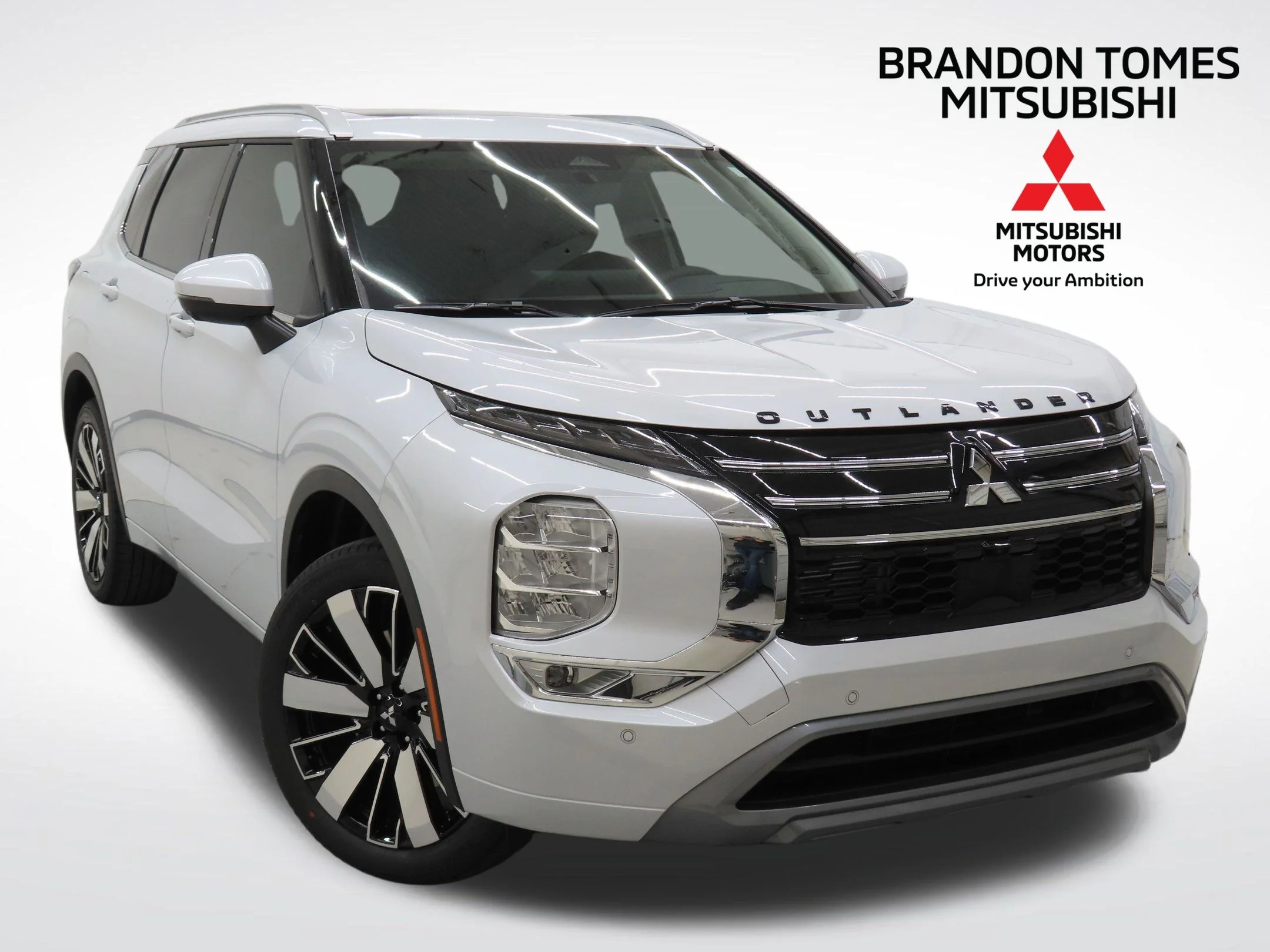 2026 Mitsubishi Outlander SEL FWD's photo