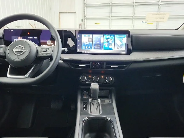 New 2027 Gray Nissan S image 24