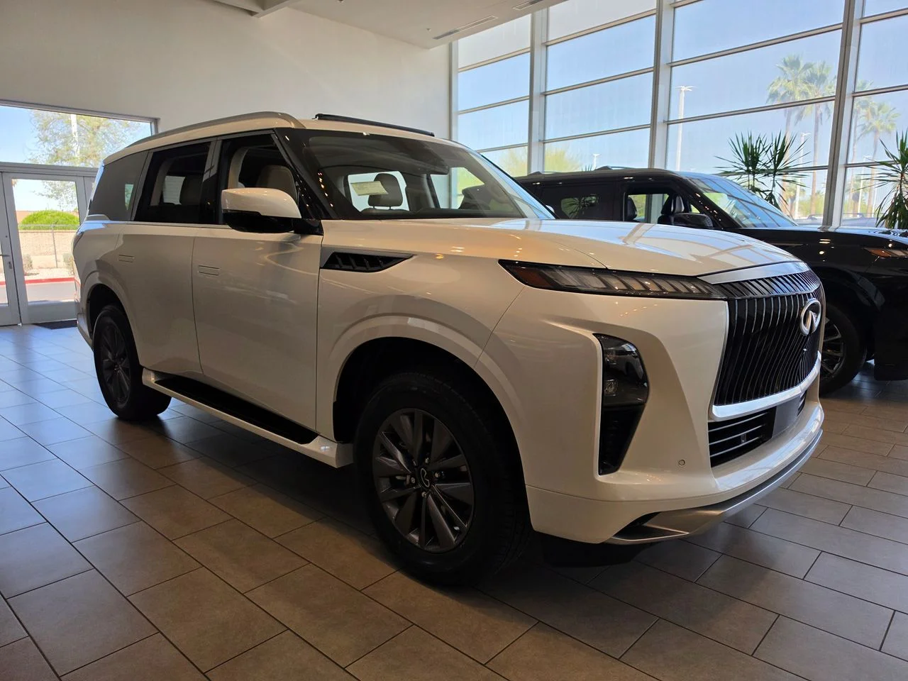 New 2026 RADIANT WHITE INFINITI Pure 4WD image 7