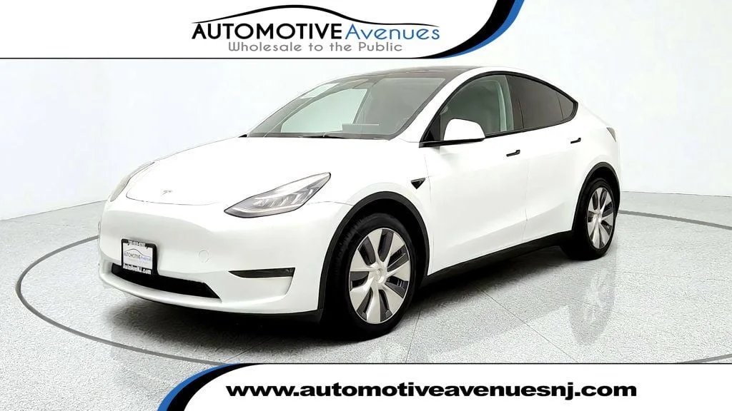 Used 2023 Pearl White Multi-Coat Tesla Long Range AWD image 1