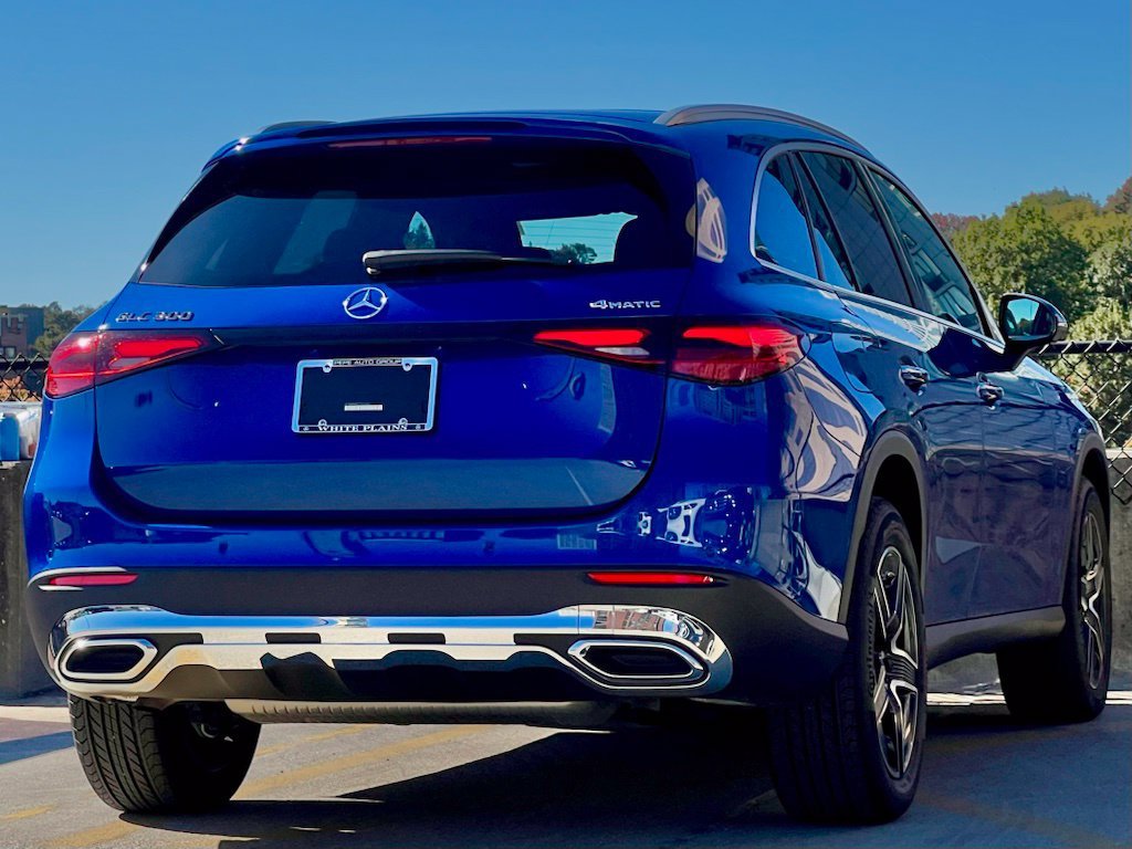 Certified Used 2026 Blue Mercedes-Benz GLC 300 image 7
