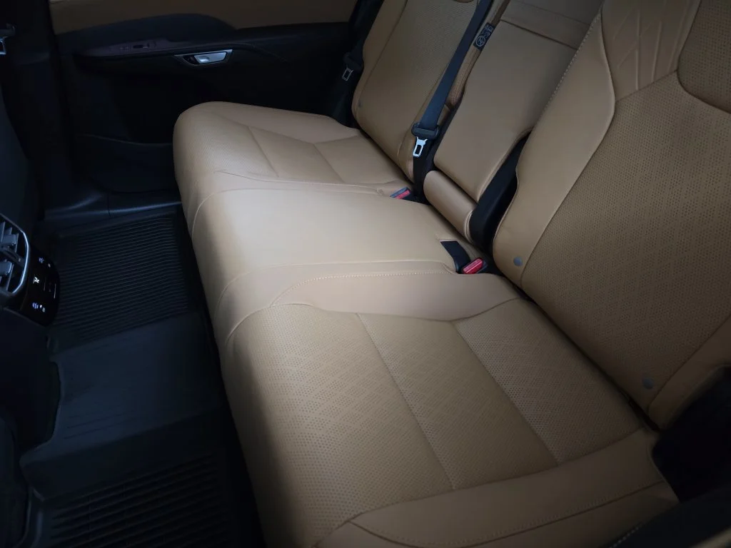 New 2026 Iridium Lexus PREMIUM PLUS image 13