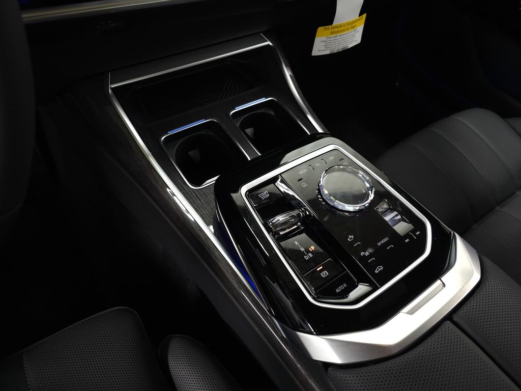 Used 2026 Black Sapphire Metallic BMW xDrive60 image 41