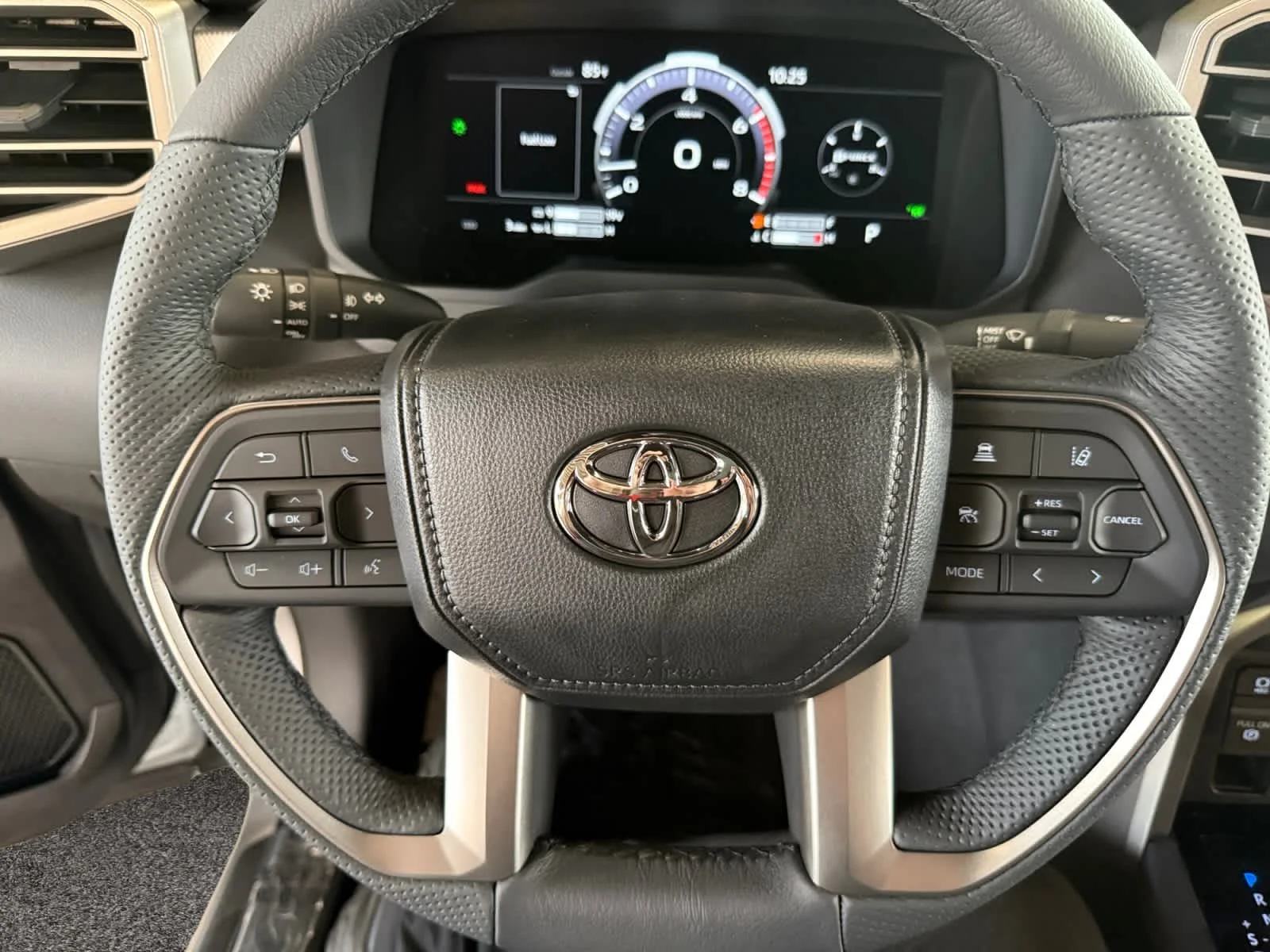 2026 Toyota Tundra Limited - Photo 13
