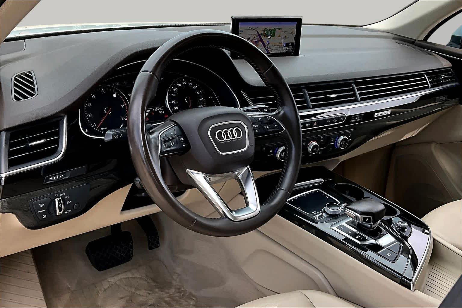 Used 2018 Carrara White Audi Premium image 18