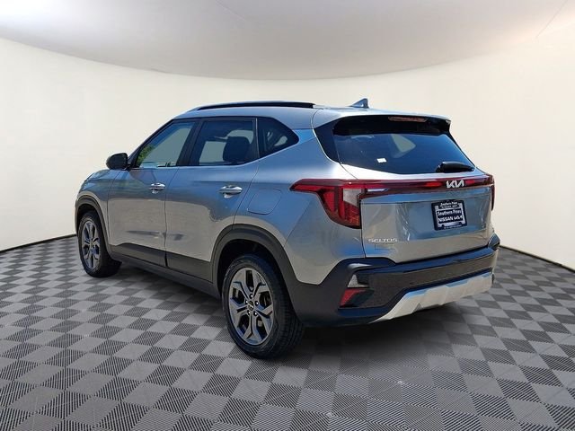 Used 2024 Gray Kia S image 5