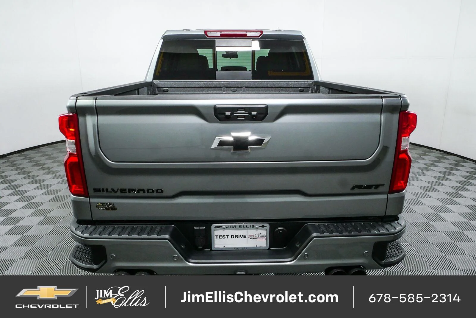 New 2026 Sterling Gray Metallic Chevrolet RST image 30
