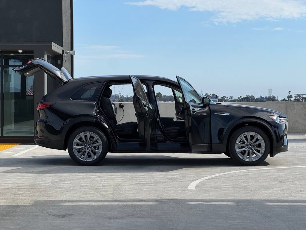 New 2026 Jet Black Mica Mazda 3.3 Turbo Preferred AWD image 27
