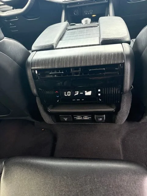 Used 2024 Blue Jeep Series II image 27