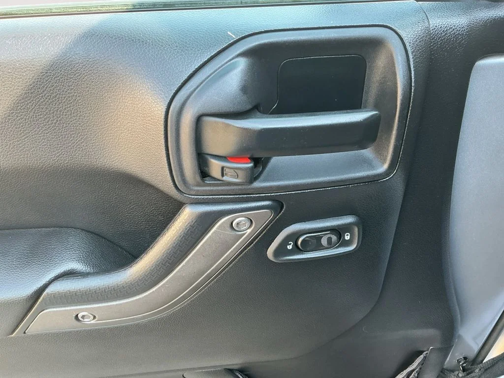 Used 2014 Gray Jeep Sport image 10