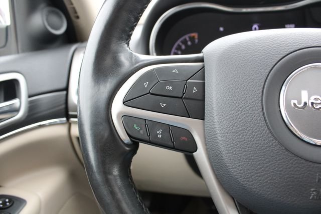 Certified Used 2020 Velvet Jeep Limited image 13