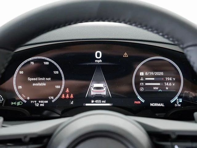 2025 Porsche Cayenne Base - Photo 17