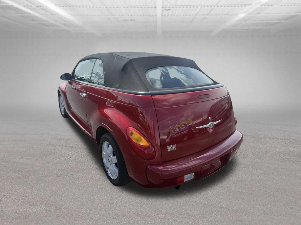 Used 2005 Burgundy Chrysler Touring image 6