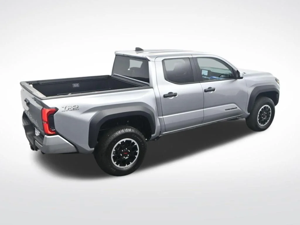 Used 2025 Silver Toyota TRD Off-Road image 33