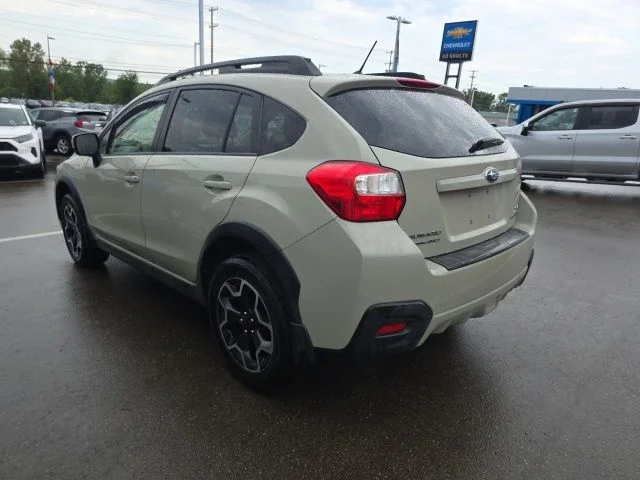 Used 2014 Beige Subaru 2.0i Premium image 11