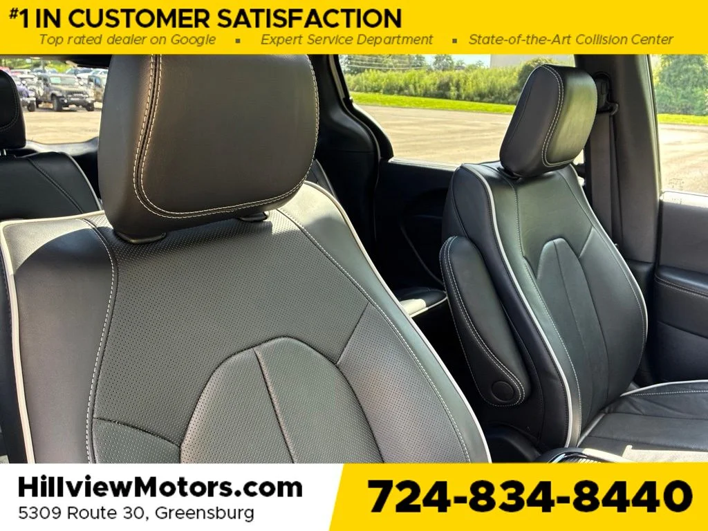Used 2026 Bright White Clearcoat Chrysler Limited image 24