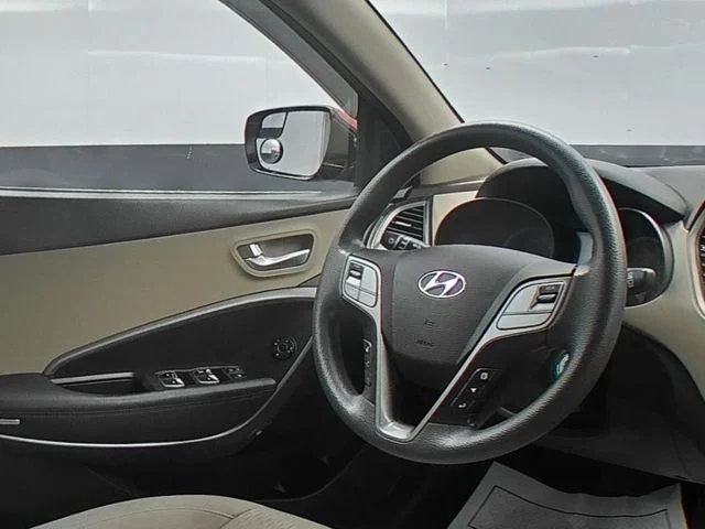 Used 2018 Red Hyundai 2.4 Base image 35