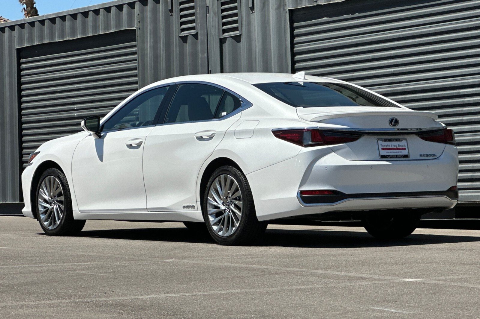Used 2019 WHITE Lexus ES 300h image 3