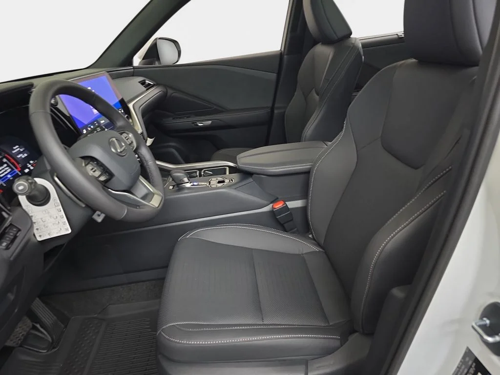 New 2026 Wind Chill Pearl Lexus PREMIUM AWD image 15
