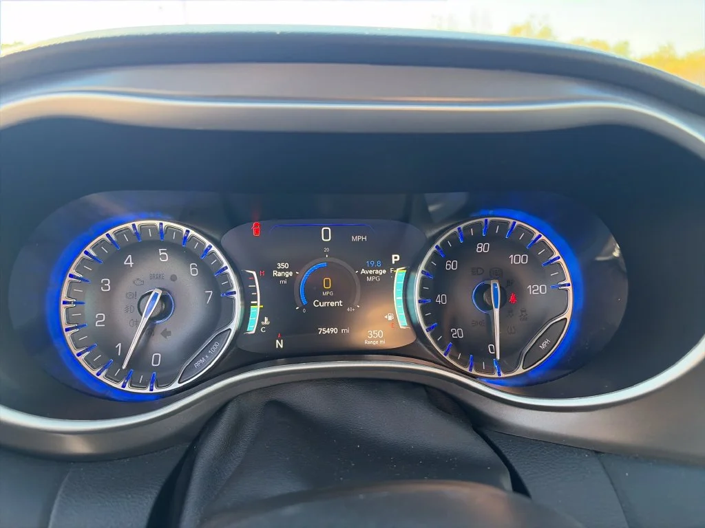 2024 Chrysler Pacifica Touring L - Photo 14