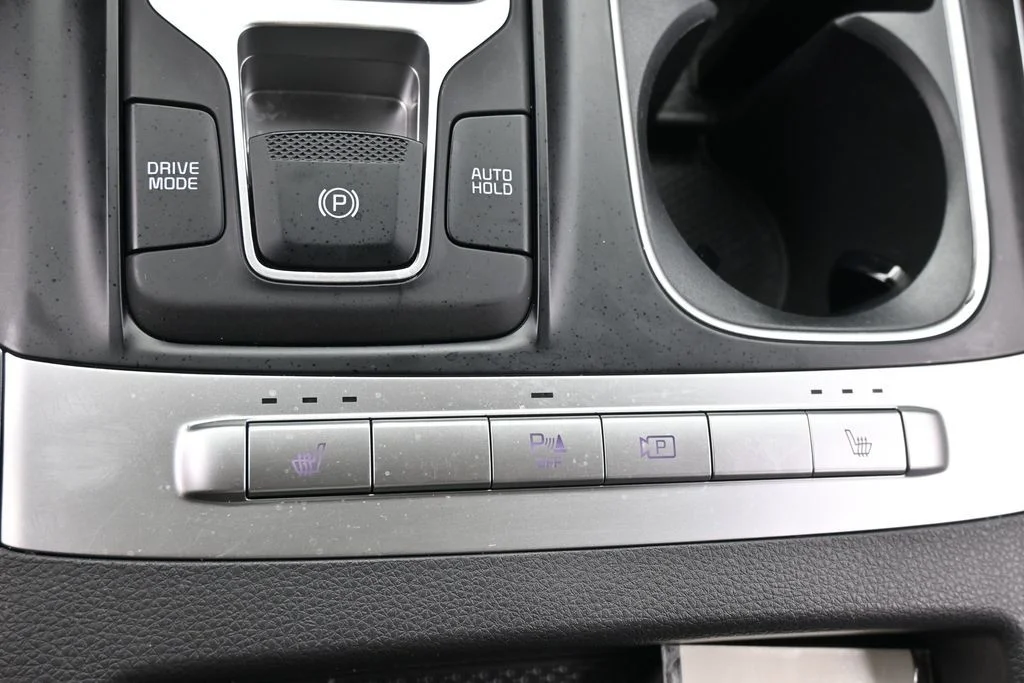 Used 2024 Deep Chroma Blue Kia LX image 23