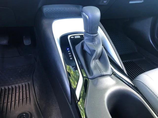 Used 2024 Ice Toyota SE image 34