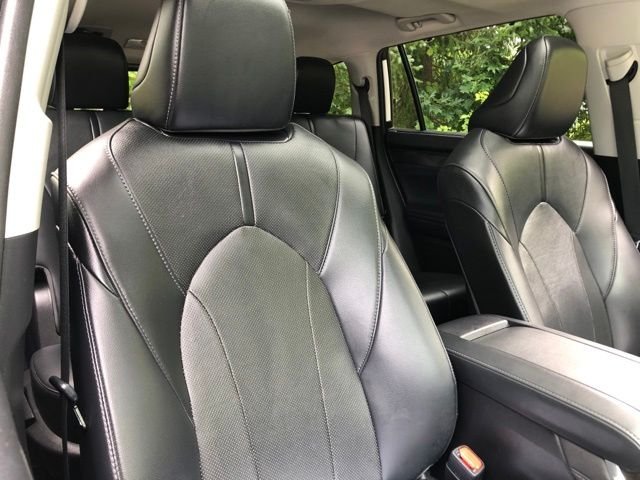 Used 2021 Blizzard Pearl Toyota Limited image 15