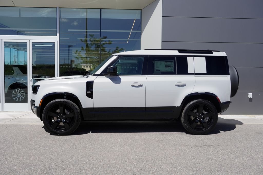 New 2026 Borasco Grey Land Rover X-Dynamic SE image 8