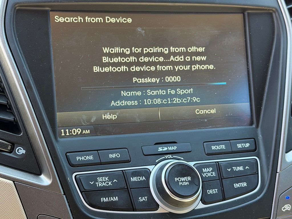 Used 2014 Red Hyundai Base image 32