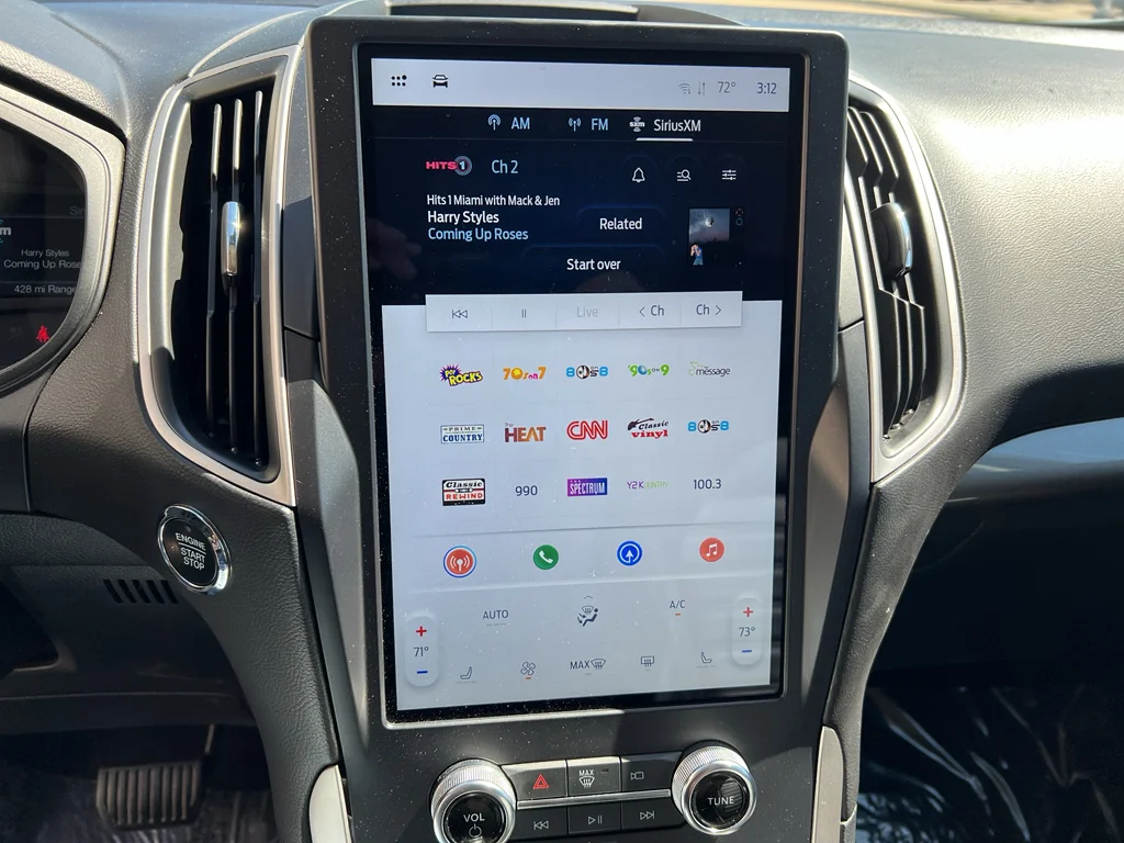 2024 Ford Edge SEL - Photo 17