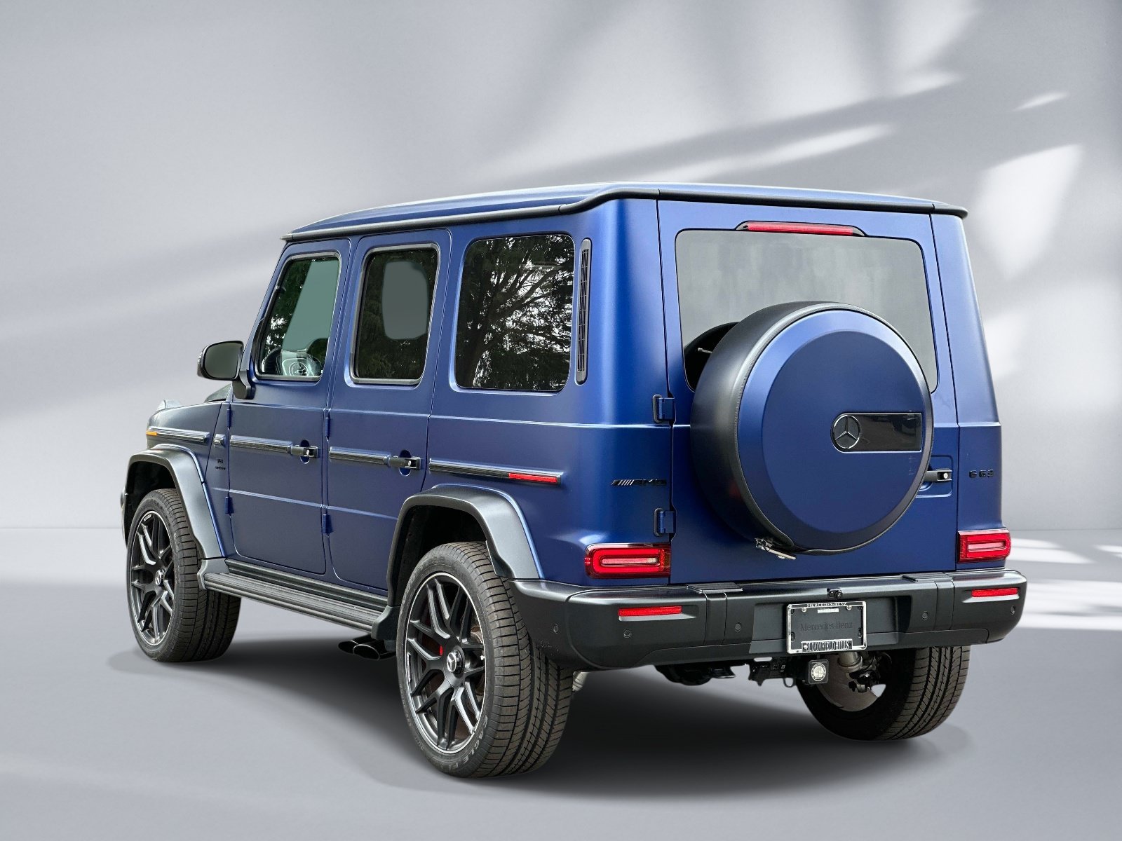 Certified Used 2025 MANUFAKTUR Brilliant Blue Magno Mercedes-Benz AMG® G 63 image 3