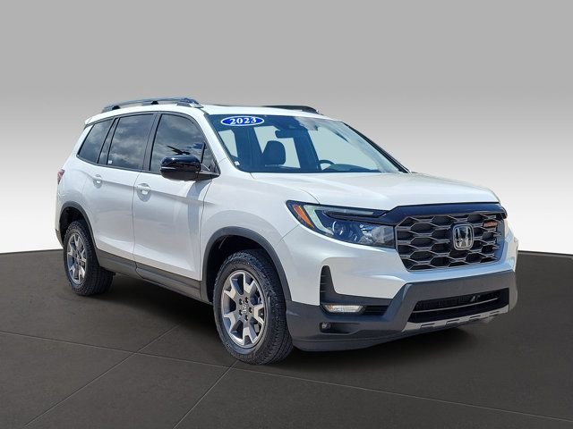 Used 2023 Platinum White Pearl Honda TrailSport image 35