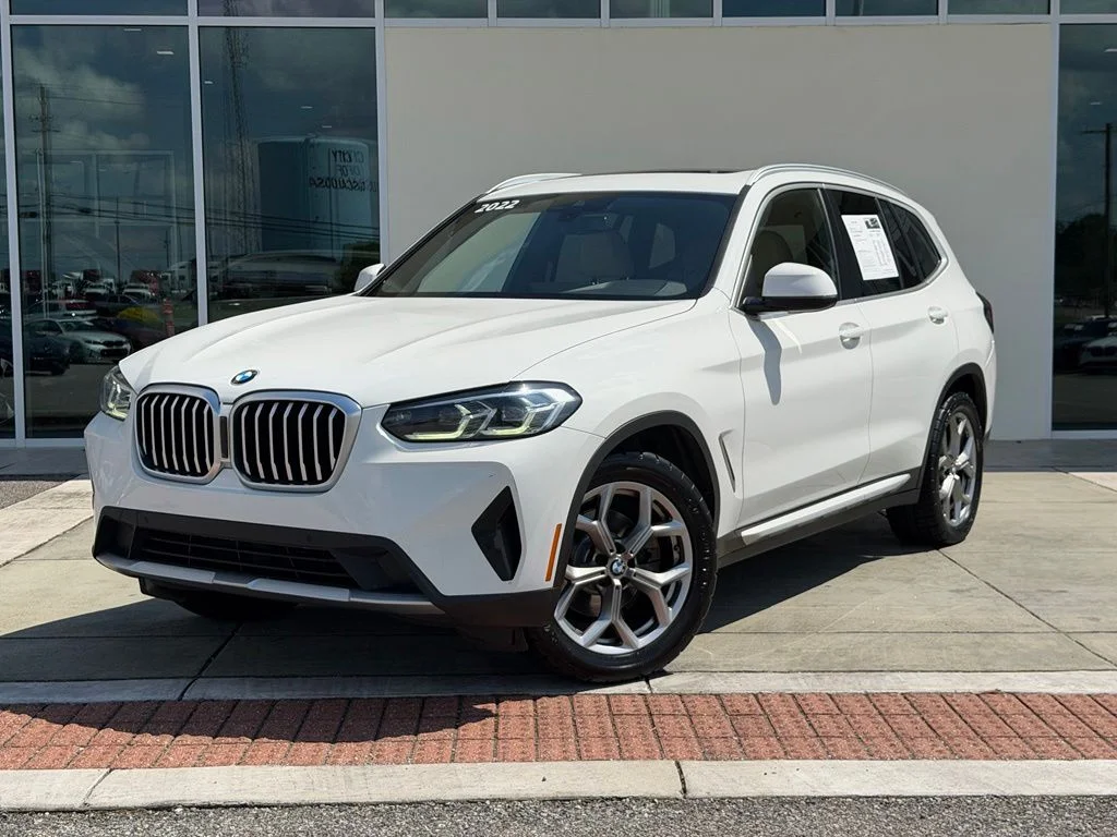 2022 BMW X3 sDrive30i's photo