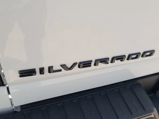 New 2026 Summit White Chevrolet LT image 35