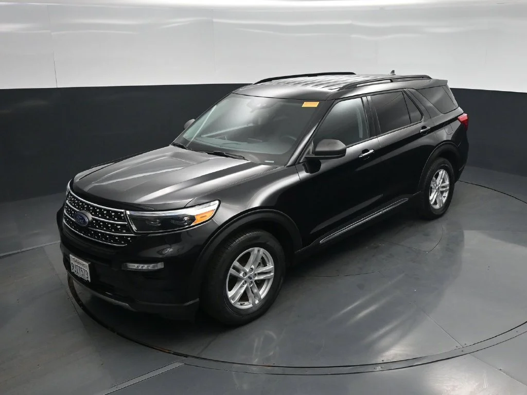 Used 2023 Black Ford XLT image 29