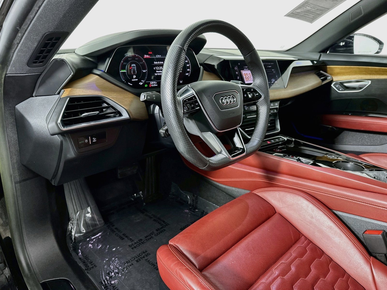 Used 2023 Mythos Black Metallic Audi Prestige image 9