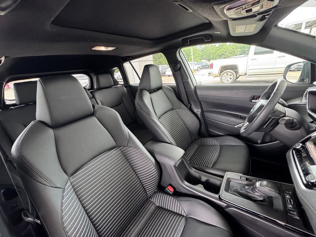 Used 2026  Toyota Hybrid XSE image 17