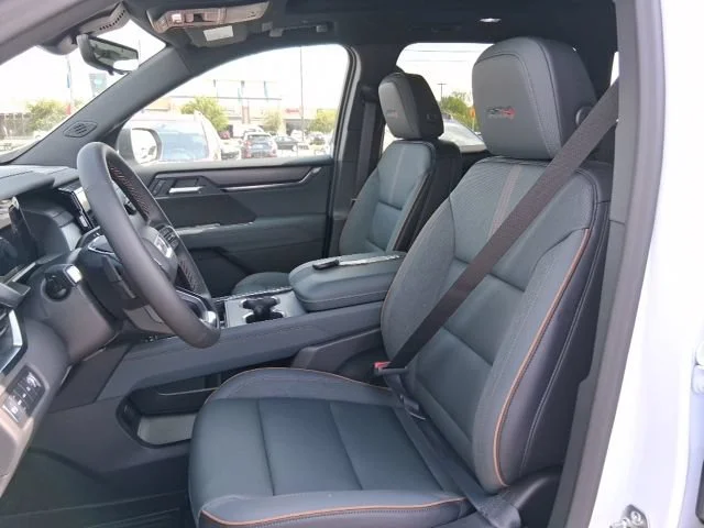 2026 GMC Acadia AT4 - Photo 15