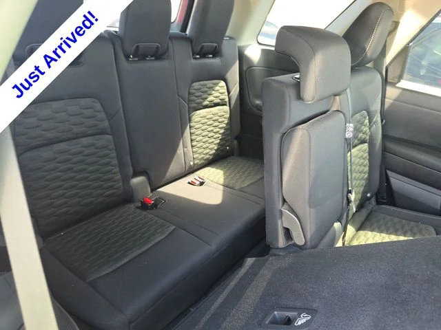 Used 2022 Black Nissan SV image 8