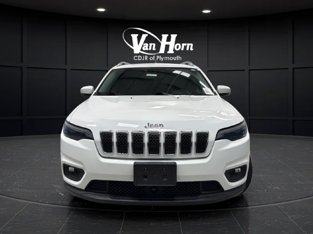 Used 2021 Jeep Cherokee Latitude Lux with VIN 1C4PJMMX6MD113475 for sale in Plymouth, WI