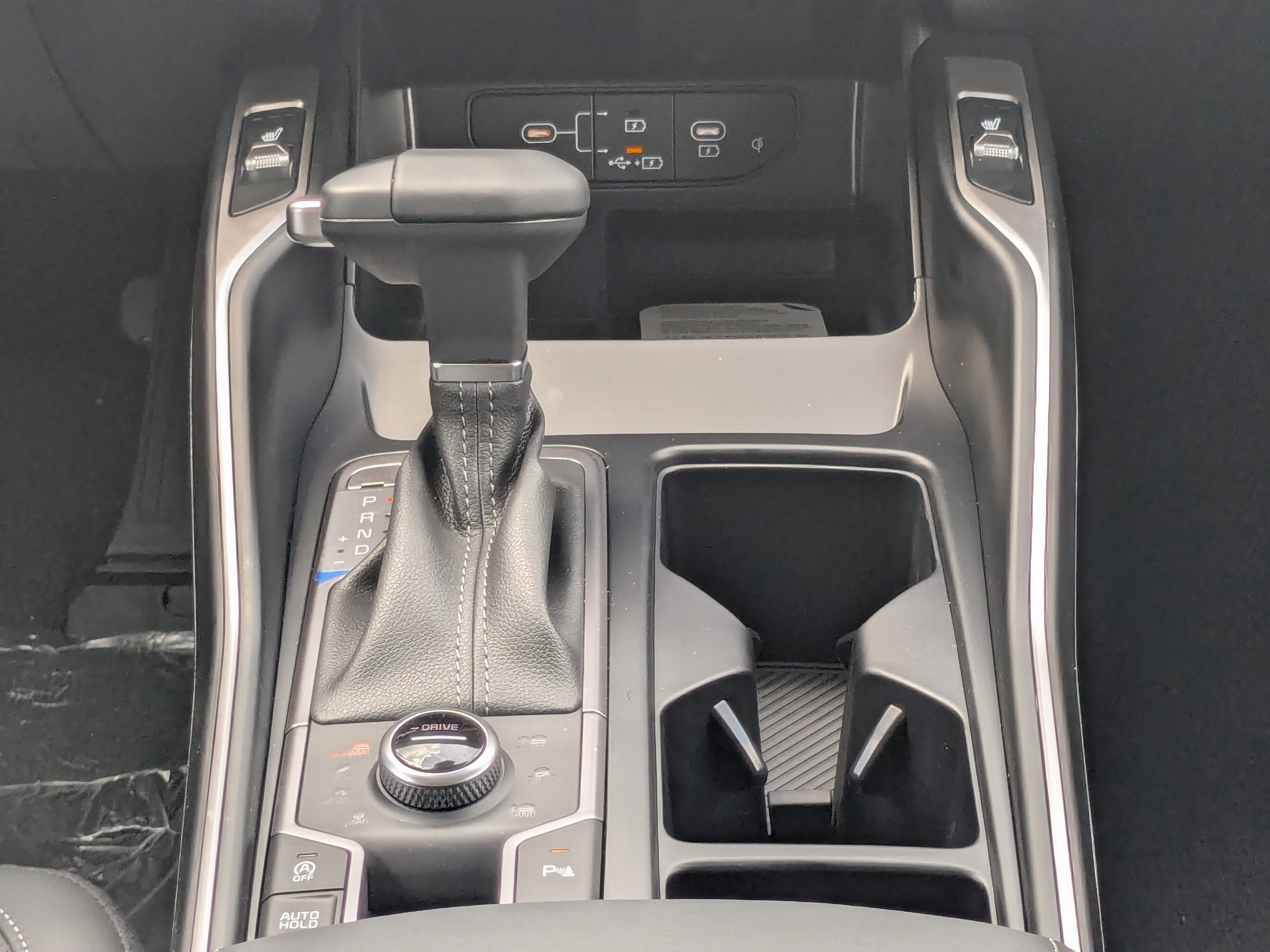 New 2026 Glacial White Pearl Kia S image 23