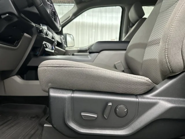 Used 2020 Gray Ford XLT image 17
