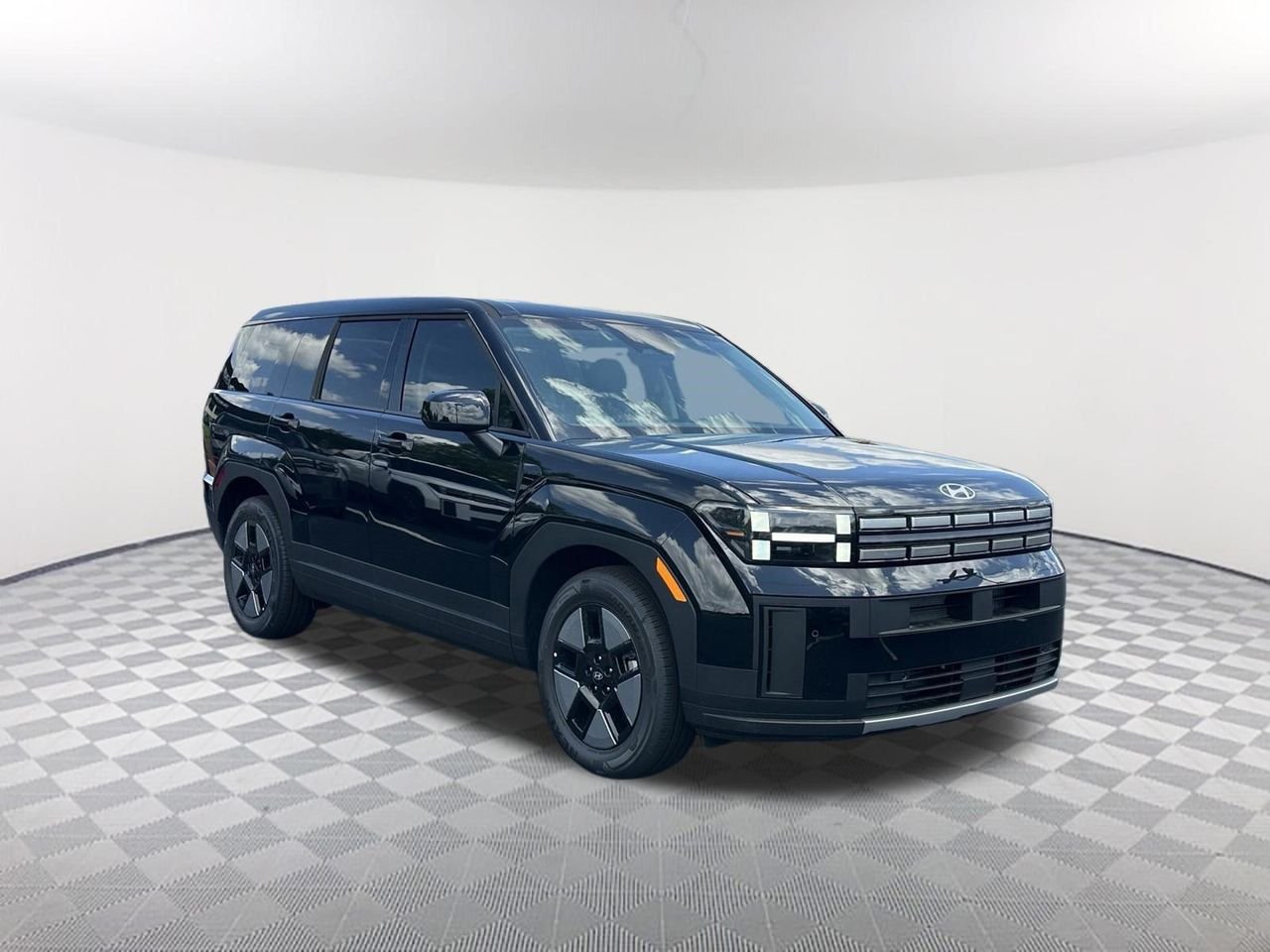 New 2026 Phantom Black Hyundai SE image 3