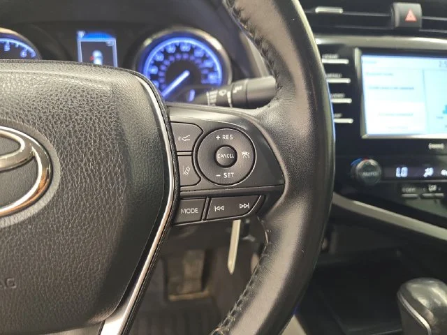 Used 2020 Predawn Gray Mica Toyota SE image 27