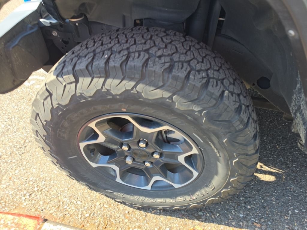 Used 2022 Black Clearcoat Jeep Unlimited Rubicon 4xe image 5